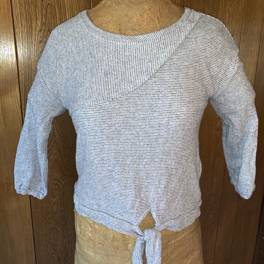 Striped Sweatshirt 3/4 Sleeves